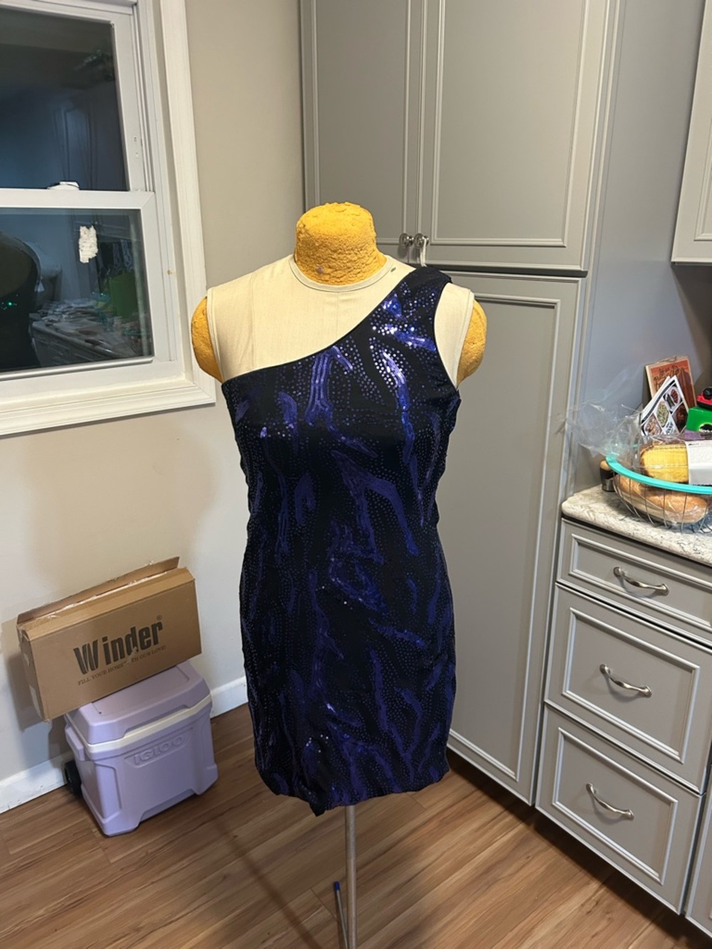 As U Wish Black and Navy Sequin Mini Party Dress Size Large